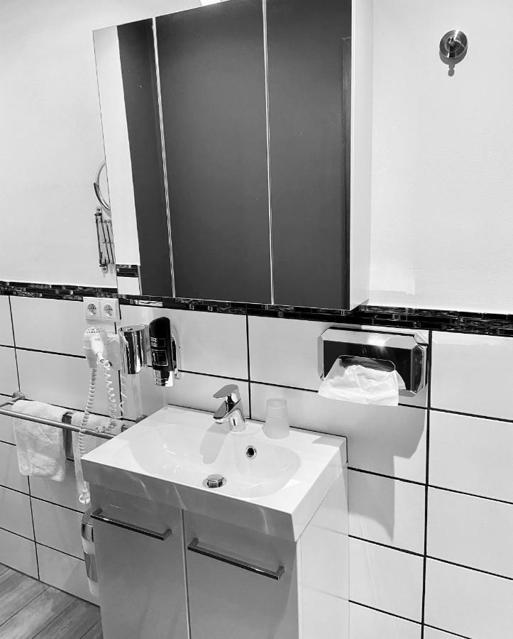 Landgasthaus Alter Posthof Halsenbach Екстер'єр фото
